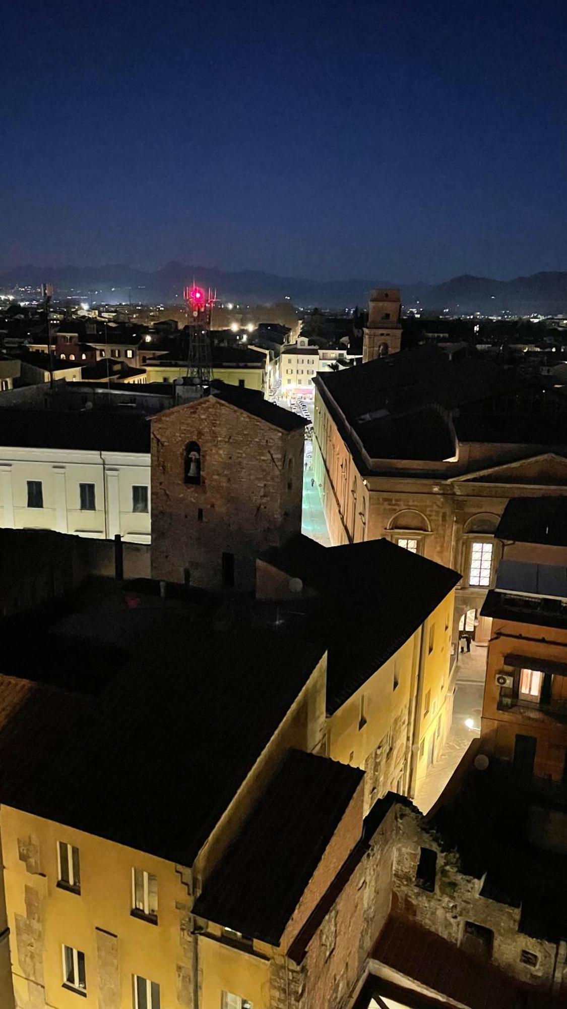 Mediceo 42 Hotel Pisa Szoba fotó